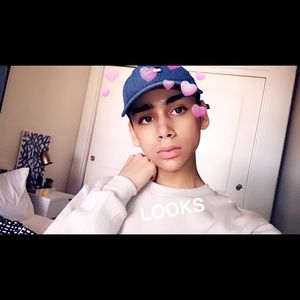 Meet your Posher, Adrian